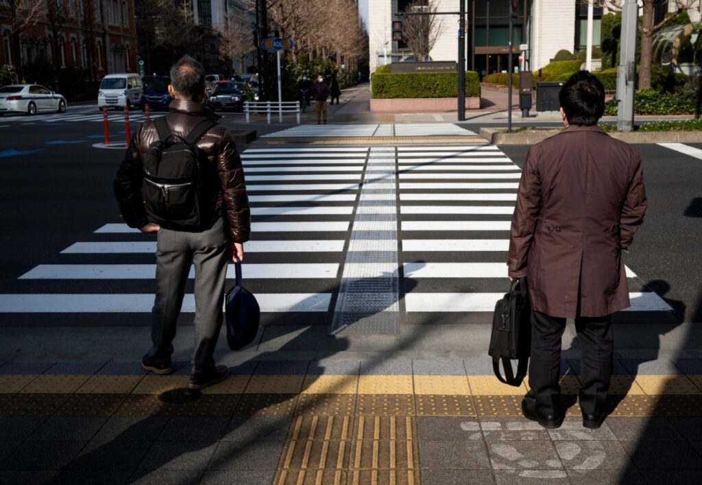 Bezpieczne i Zielone Ursus: nowe przejście dla pieszych na ulicy Hennela