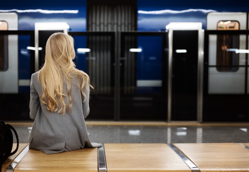 Przyszłość Warszawskiego Metra: Co wiemy o planowanej 5. linii?