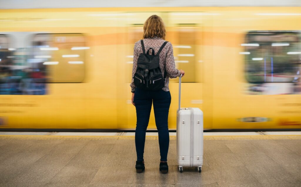 </h1>Nowy rozdział w historii warszawskiego metra: Wmurowanie kamienia węgielnego stacji Karolin przez prezydenta Rafała Trzaskowskiego