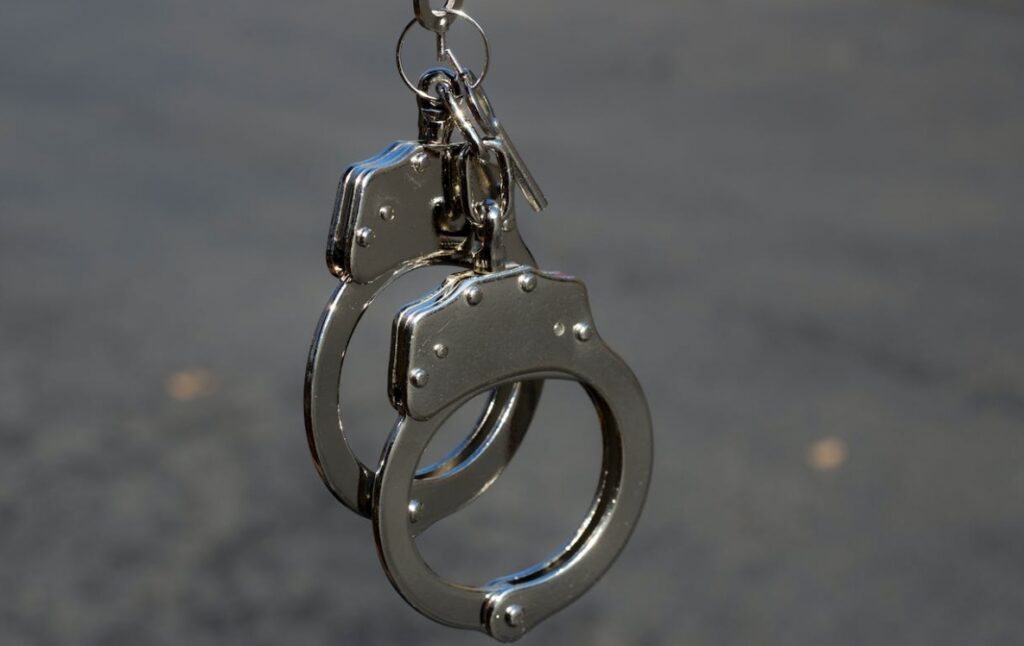 Notoryczny złodziej samochodów na Bielanach i Żoliborzu zatrzymany przez policję