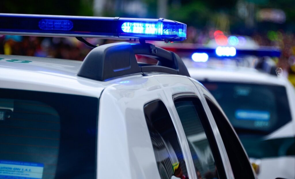 Interwencja policji z dzielnicy Ursus w Warszawie: dwie osoby aresztowane