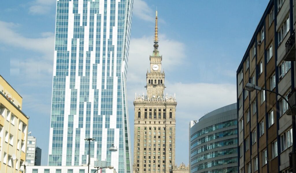 Warszawa triumfuje w prestiżowym rankingu Financial Times