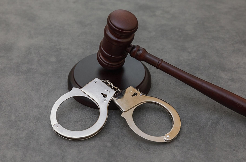 Mężczyzna znęcał się nad kotem ze szczególnym okrucieństwem: grozi mu 5 lat więzienia