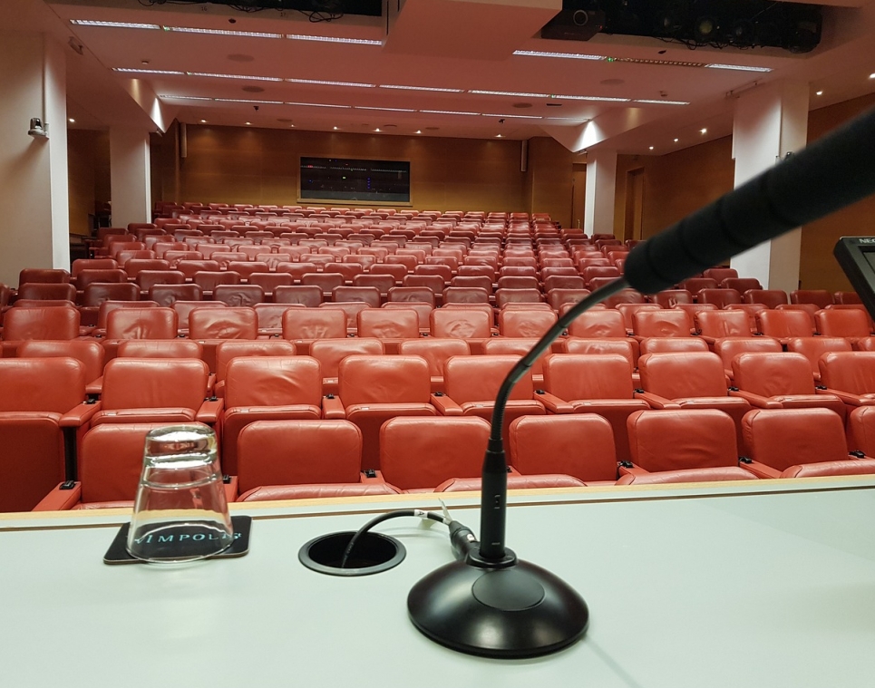 Wizyta burmistrza Bogdana Olesińskiego oraz jego zastępców w instytucjach społecznych i kulturalnych przed Wielkanocą