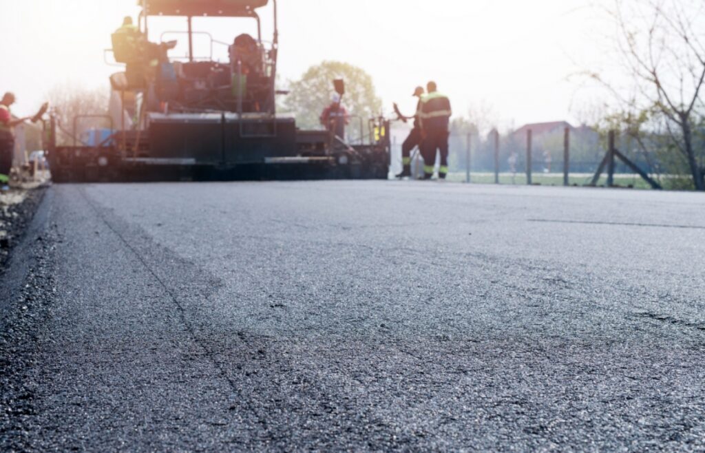 Końcowa faza remontu ul. Orłów Piastowskich niesie za sobą usprawnienia dla kierowców
