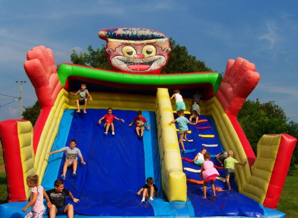 Ekscytujący program uroczystości Dnia Dziecka 2024 w krainie Pana Kleksa w Parku Hassów