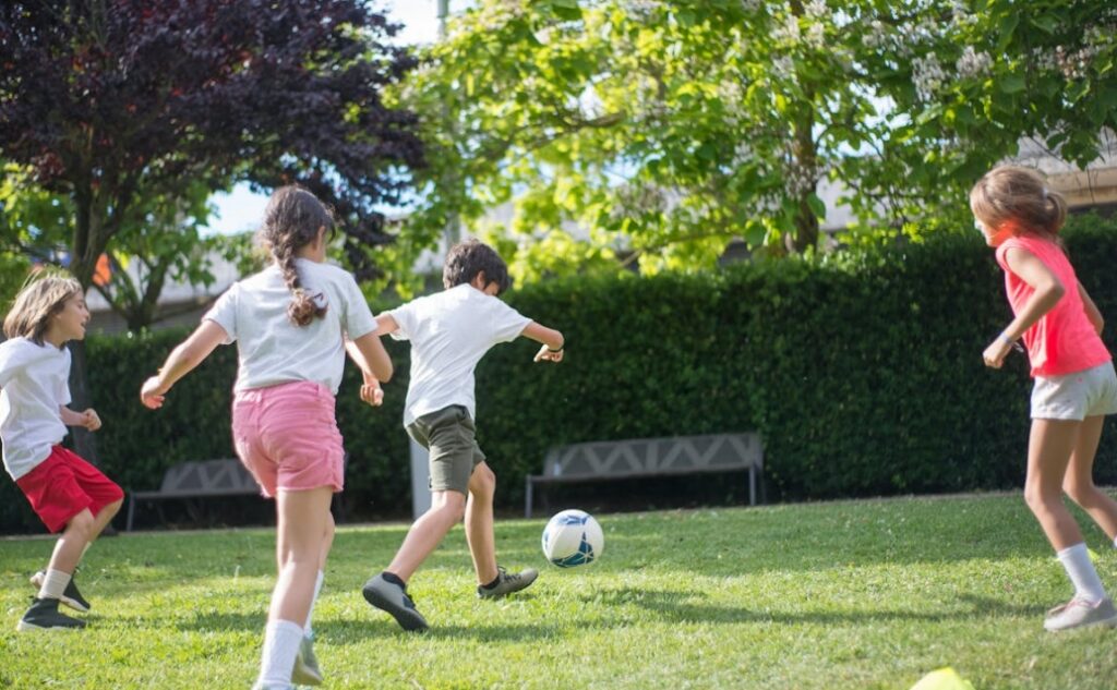 II Miejski Czwórbój Lekkoatletyczny dla uczniów klas I-III w Szkole Podstawowej nr 360 im. Polskich Noblistek