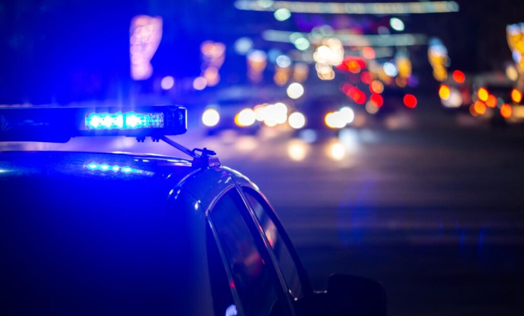 Policja rozbija grupę przestępczą specjalizującą się w produkcji nielegalnych narkotyków