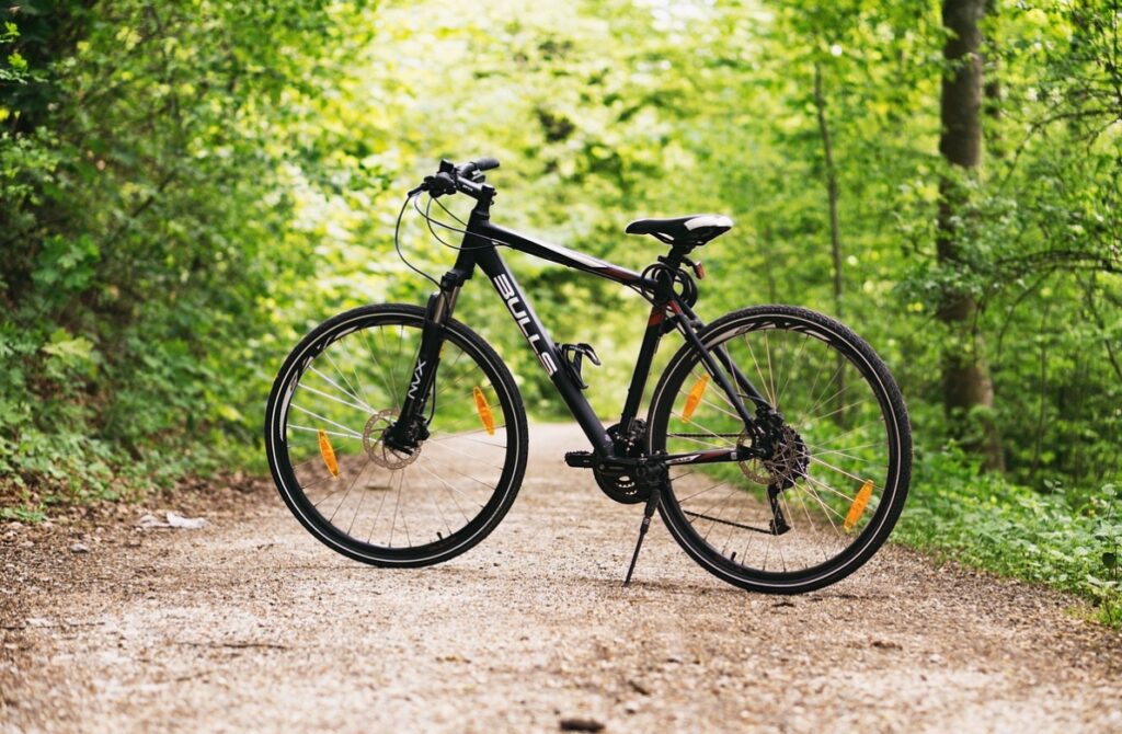 Prośba o pomoc w identyfikacji sprawcy kradzieży roweru w dzielnicy Ursus- Warszawa