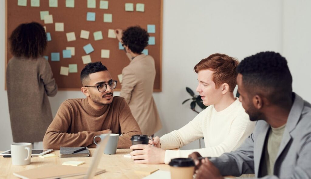 Uroczyste obchody Święta Wojska Polskiego w Warszawie i zabezpieczenie ważnych wydarzeń sportowych przez policję