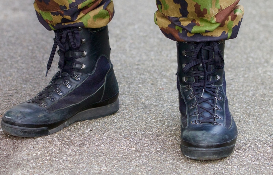 Warszawscy policjanci upamiętniają 23. rocznicę ataku na WTC, pokonując 920 schodów w pełnym umundurowaniu