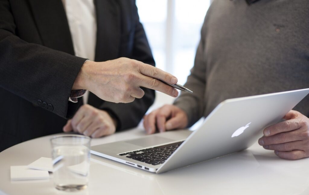 Przebudowa systemu odwodnienia przy ulicy Cierlickiej w Warszawie – światełko w tunelu?