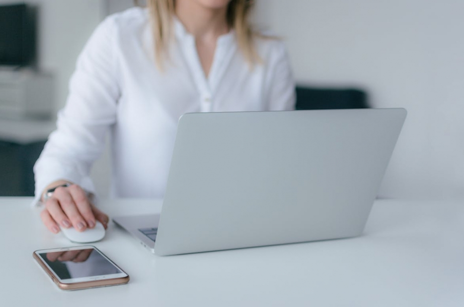 Nadanie imienia Henryka Linowskiego rondu na skrzyżowaniu ulic Henryka Brodatego i Warszawskiej – Ceremonia hołdu dla byłego burmistrza Ursusa