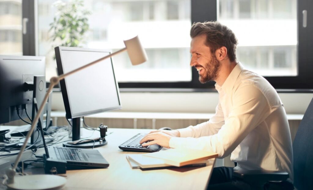 Zajęcia z odpowiedzialności prawnej dla uczniów w ochockiej komendzie