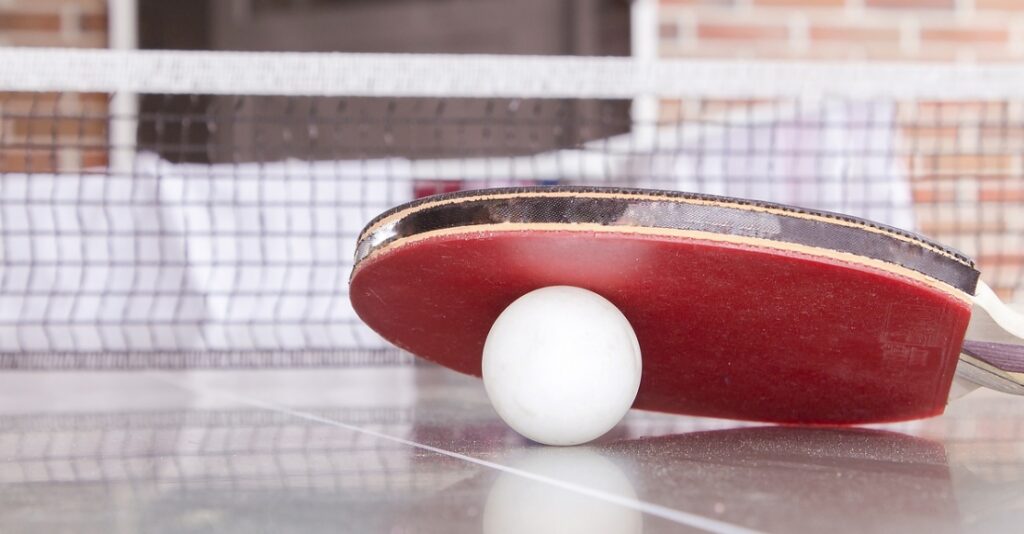 Zarejestruj się na zawody w tenisa stołowego o trofeum burmistrza miasta!