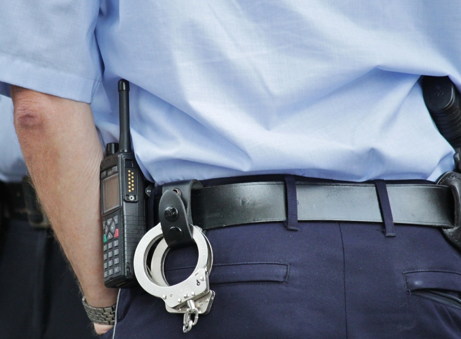 Przekazanie nowego radiowozu dla Policji dzięki współfinansowaniu przez Zarząd Dzielnicy Ursus