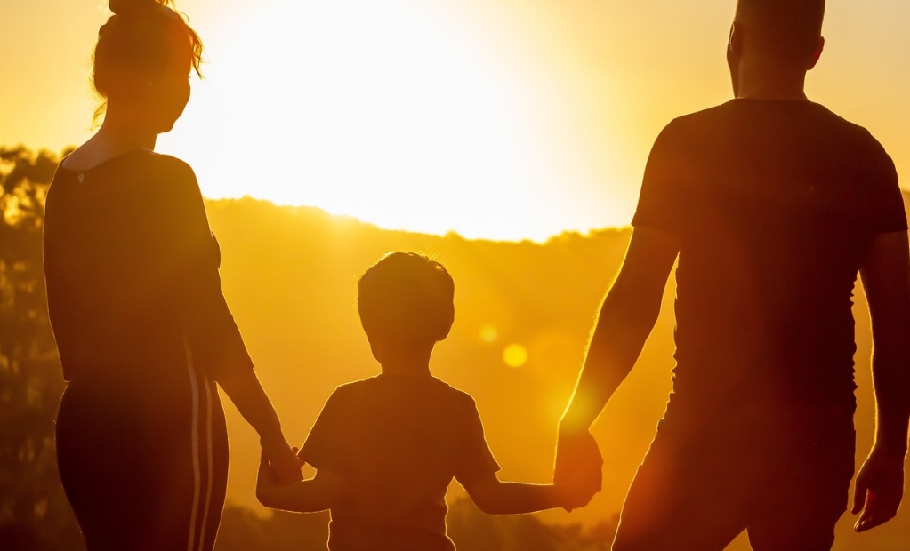 System rodzin zastępczych: nieocenione wsparcie i szansa na lepsze jutro dla dzieci